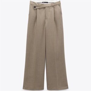 NWT/ Zara Asymetrical Classic Beige Dress Pants /Sz MED